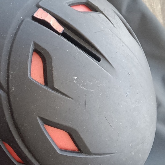 Smith ski/snowboarding helment - Picture 3 of 4